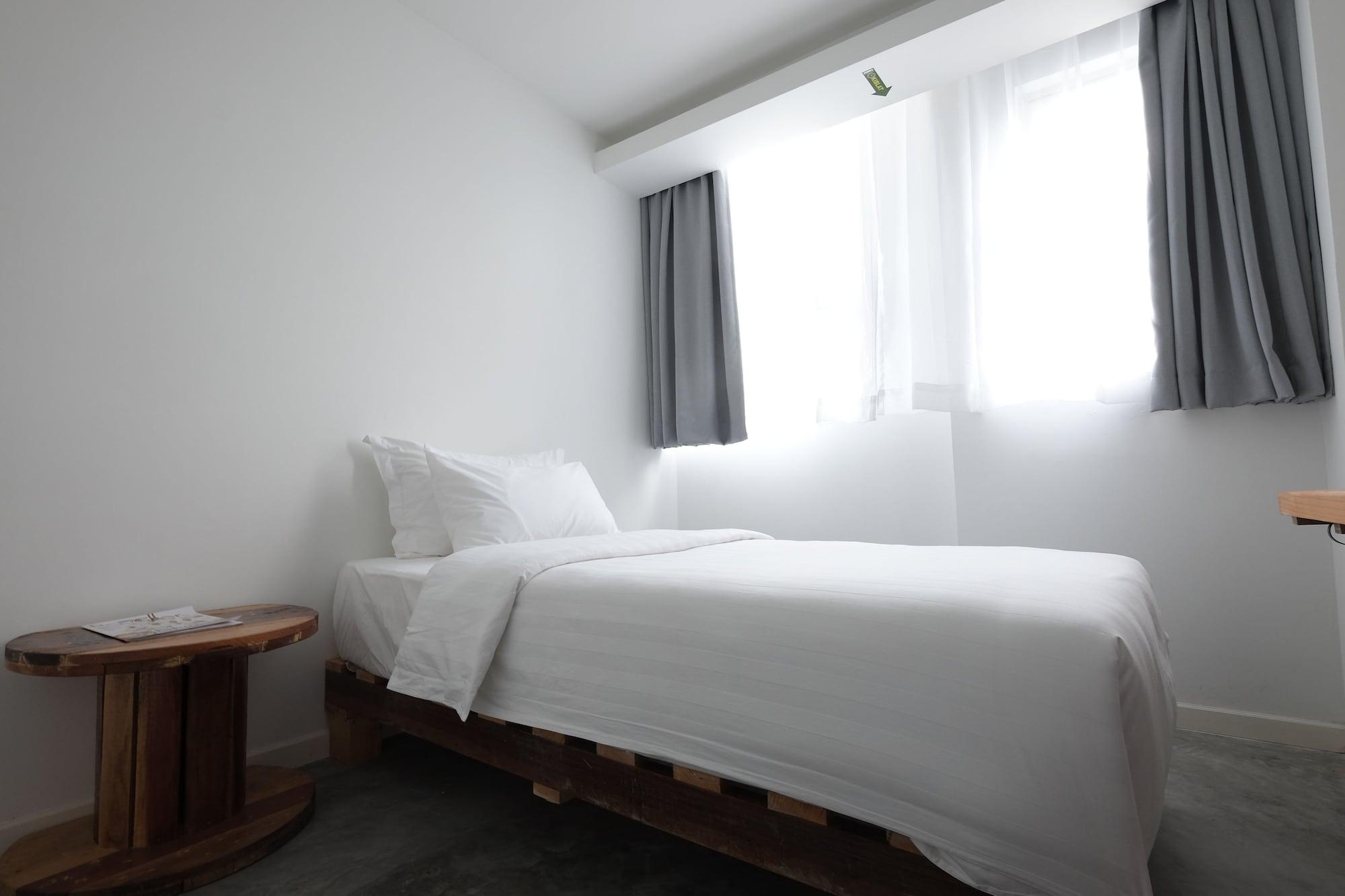 White Loft Hotel Malacca Bagian luar foto