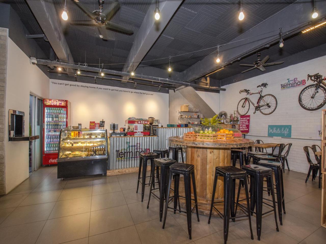 White Loft Hotel Malacca Bagian luar foto