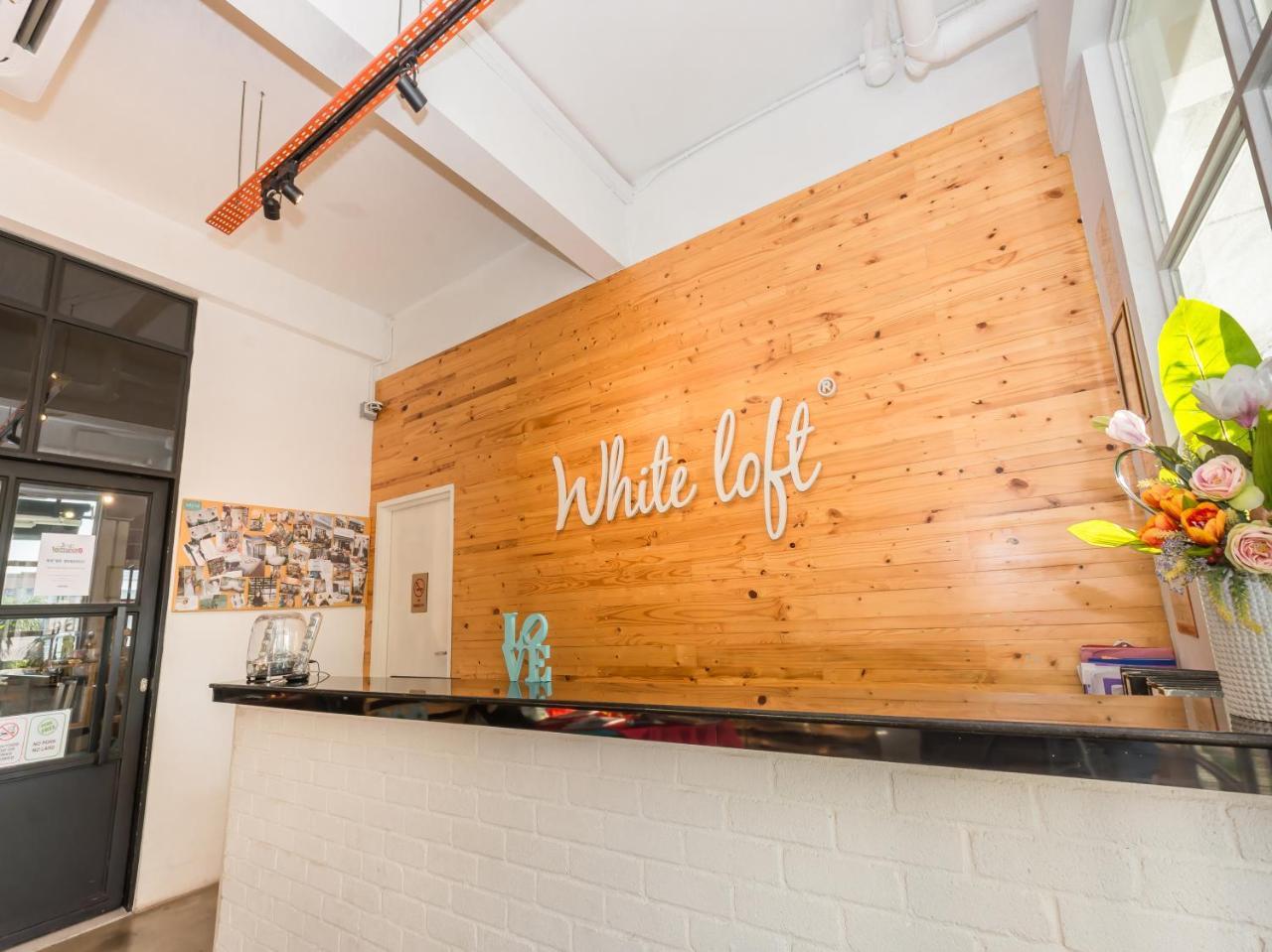 White Loft Hotel Malacca Bagian luar foto