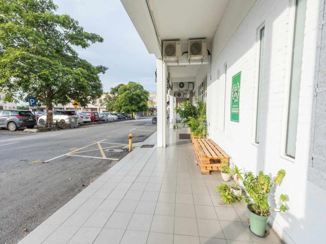 White Loft Hotel Malacca Bagian luar foto